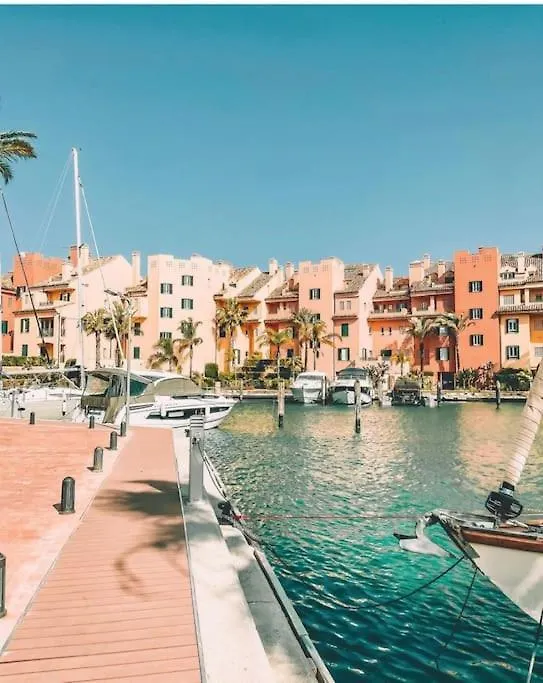 Aquamarine Apartment In Marina Sotogrande 0*,  Espanha
