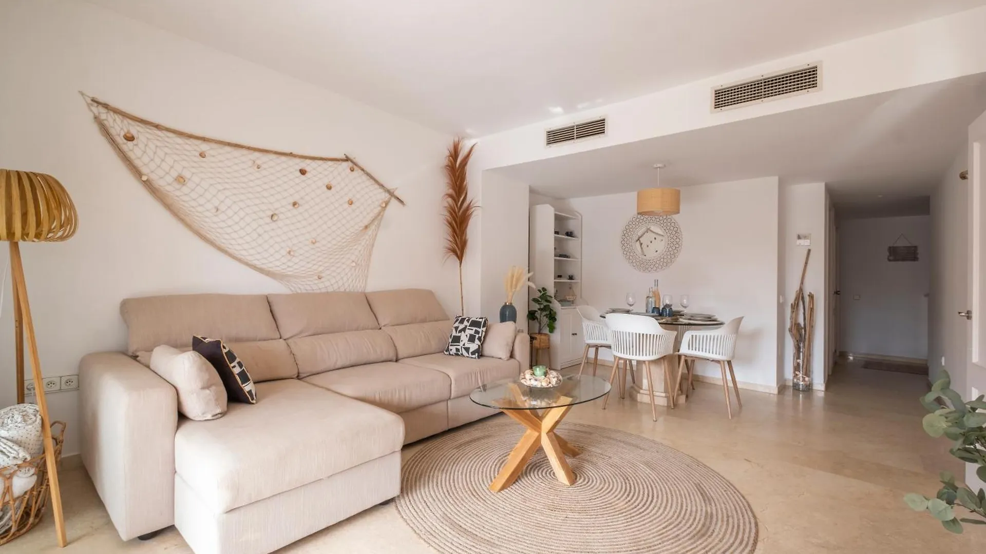 Aquamarine Apartment In Marina Sotogrande